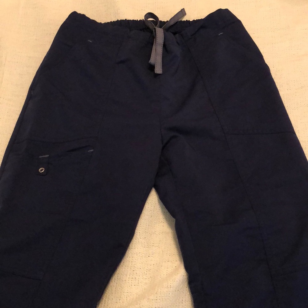 Scrub pants